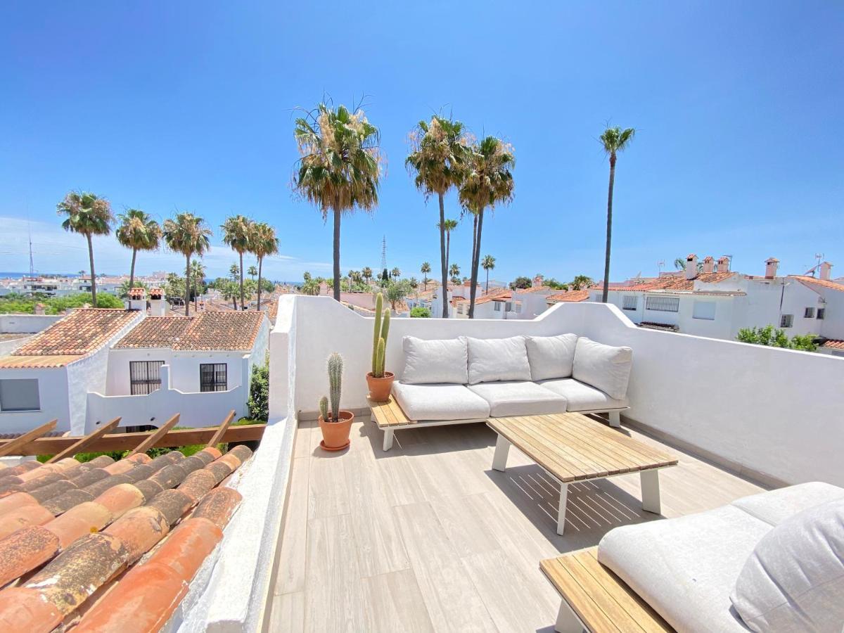 Townhouse W/Sea View & Garden Villa Estepona Exterior photo