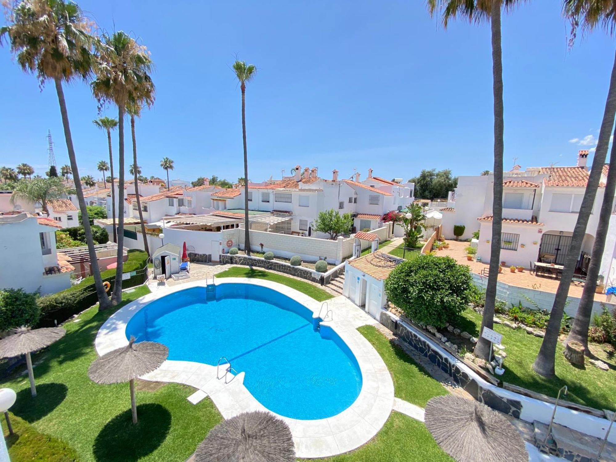 Townhouse W/Sea View & Garden Villa Estepona Exterior photo