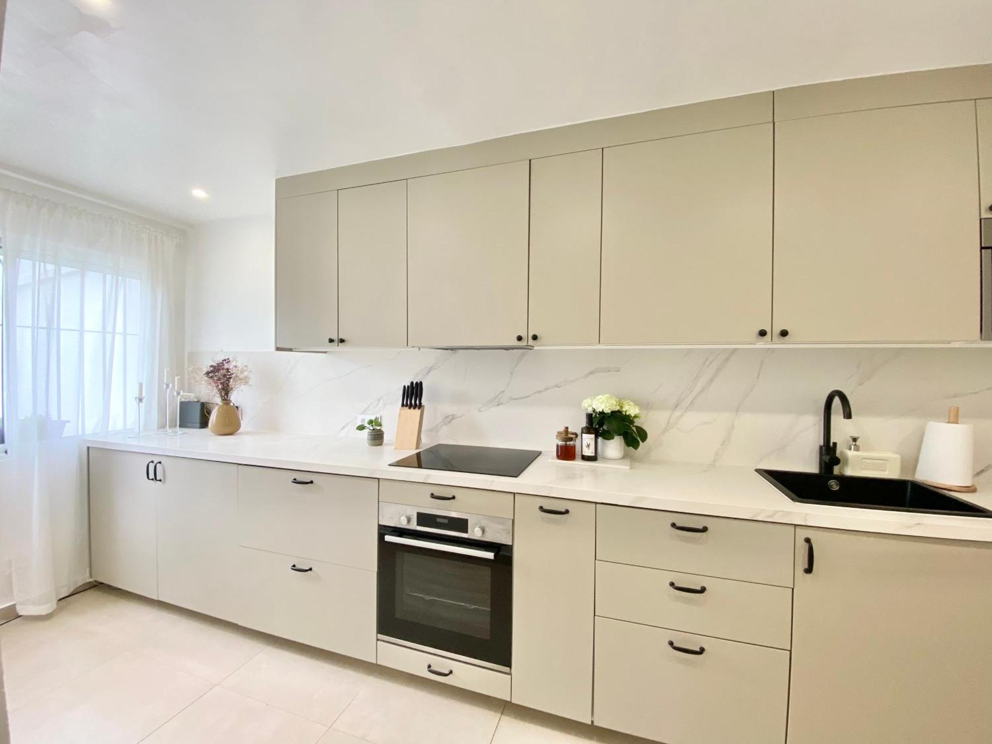 Townhouse W/Sea View & Garden Villa Estepona Exterior photo